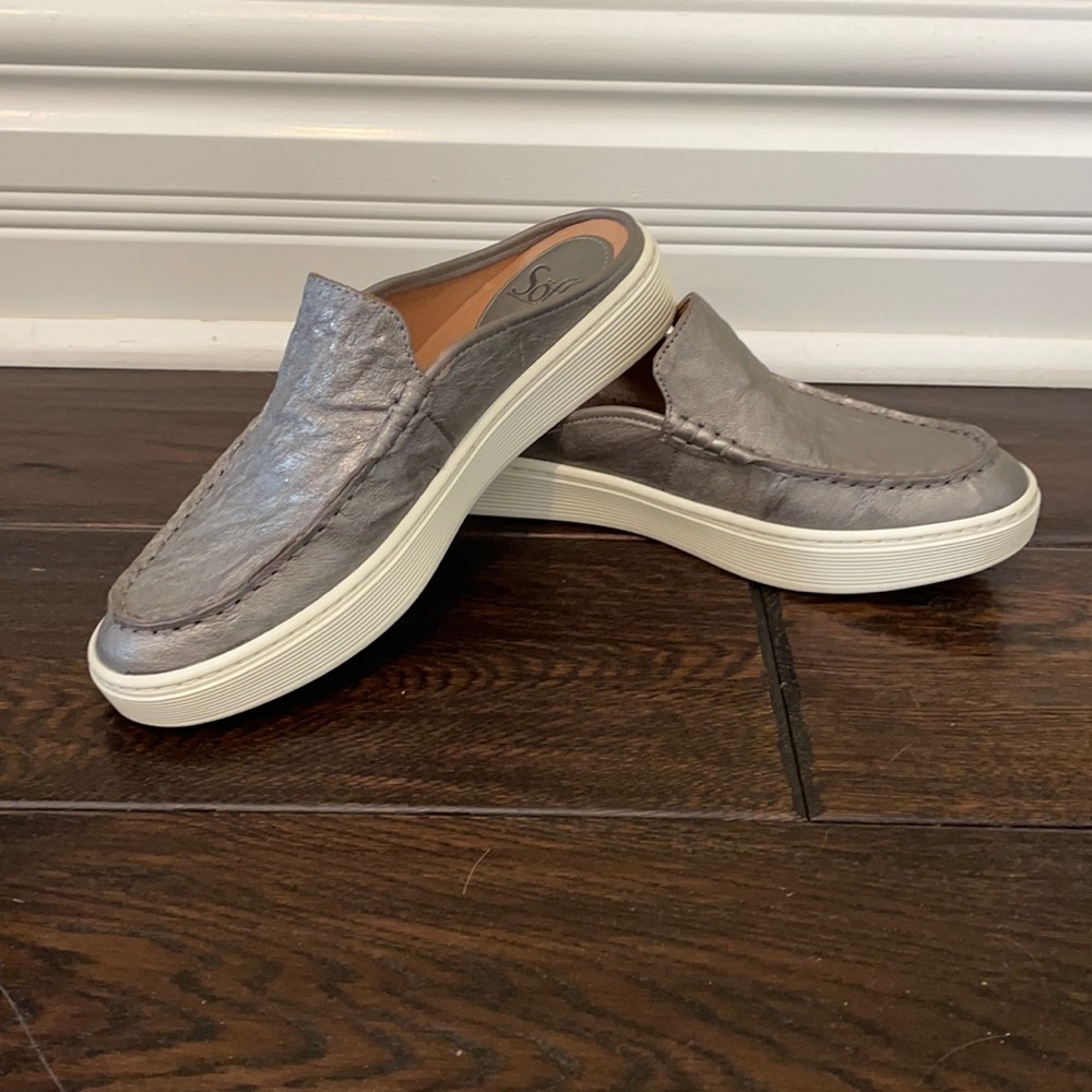 Sofft “Ella” Slip-on Leather Loafers